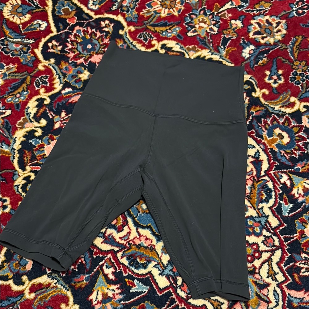 Align shorts! LULULEMON